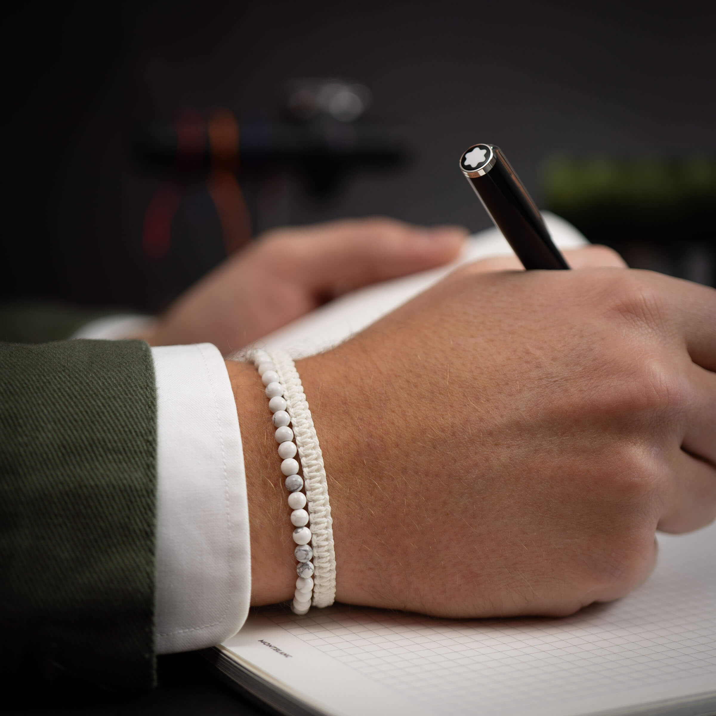 White Howlite & Cobra Bracelet