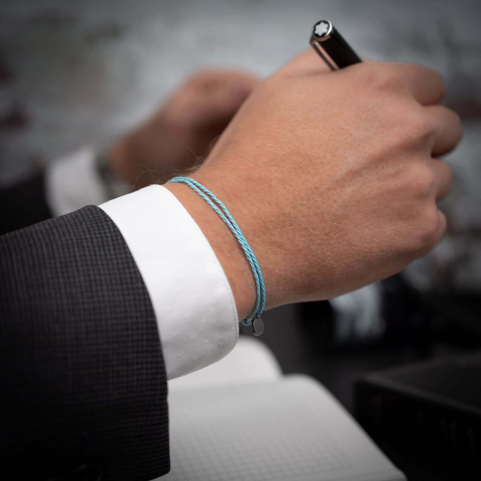 Lichtblauw Essential Armband