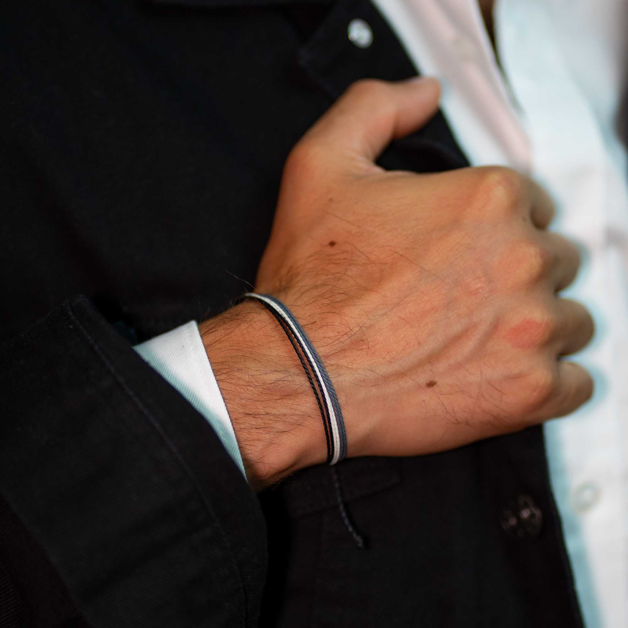 men's string bracelet black and white