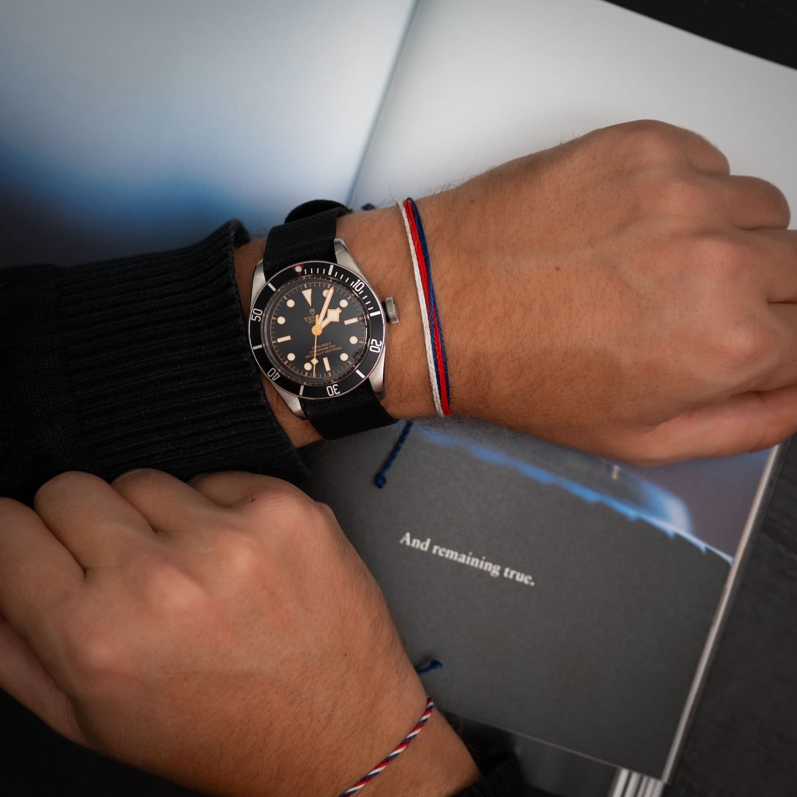 Vanguard String bracelet