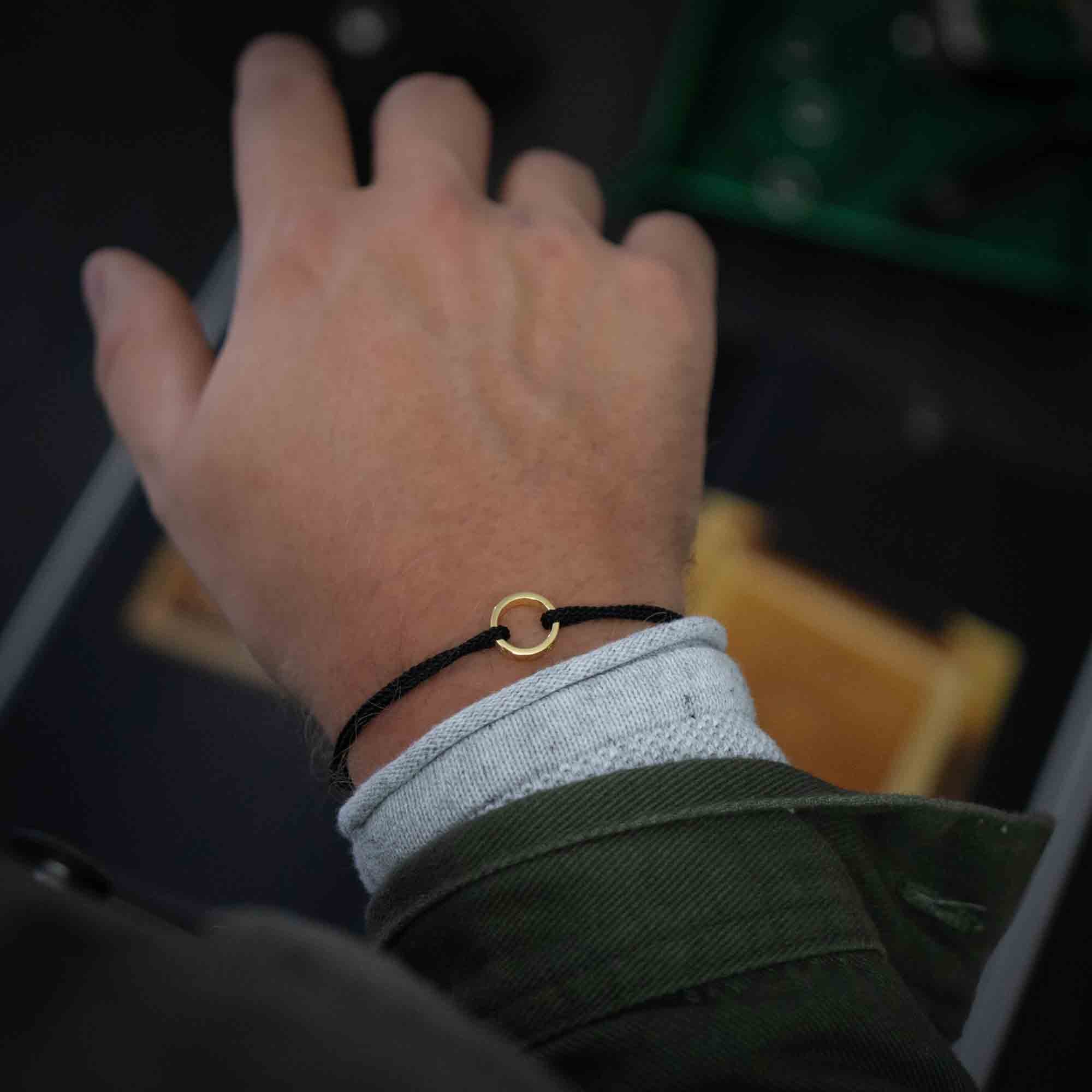 Schwarzer Ring Armband 14k Goldplattiert
