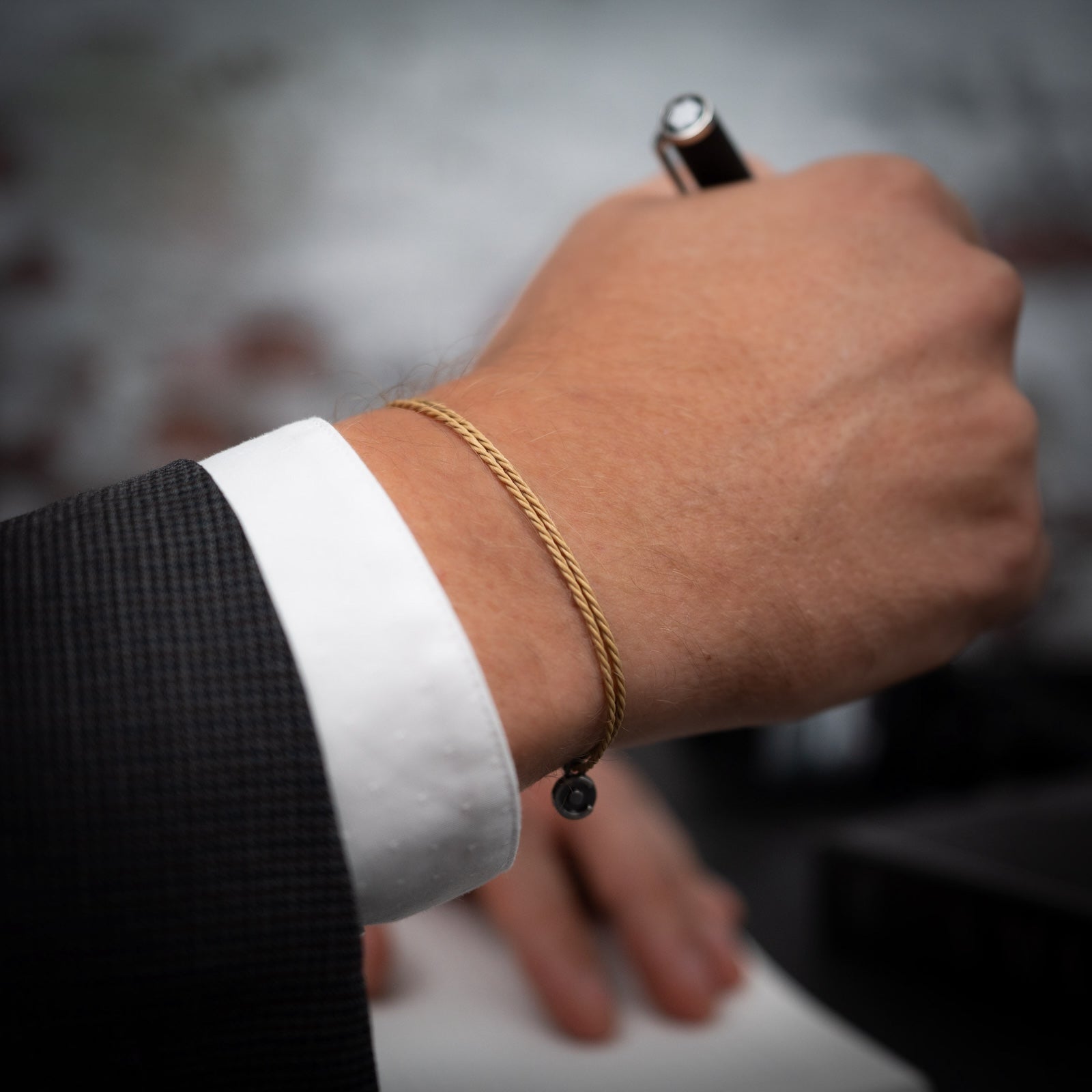 Khaki Essential bracelet