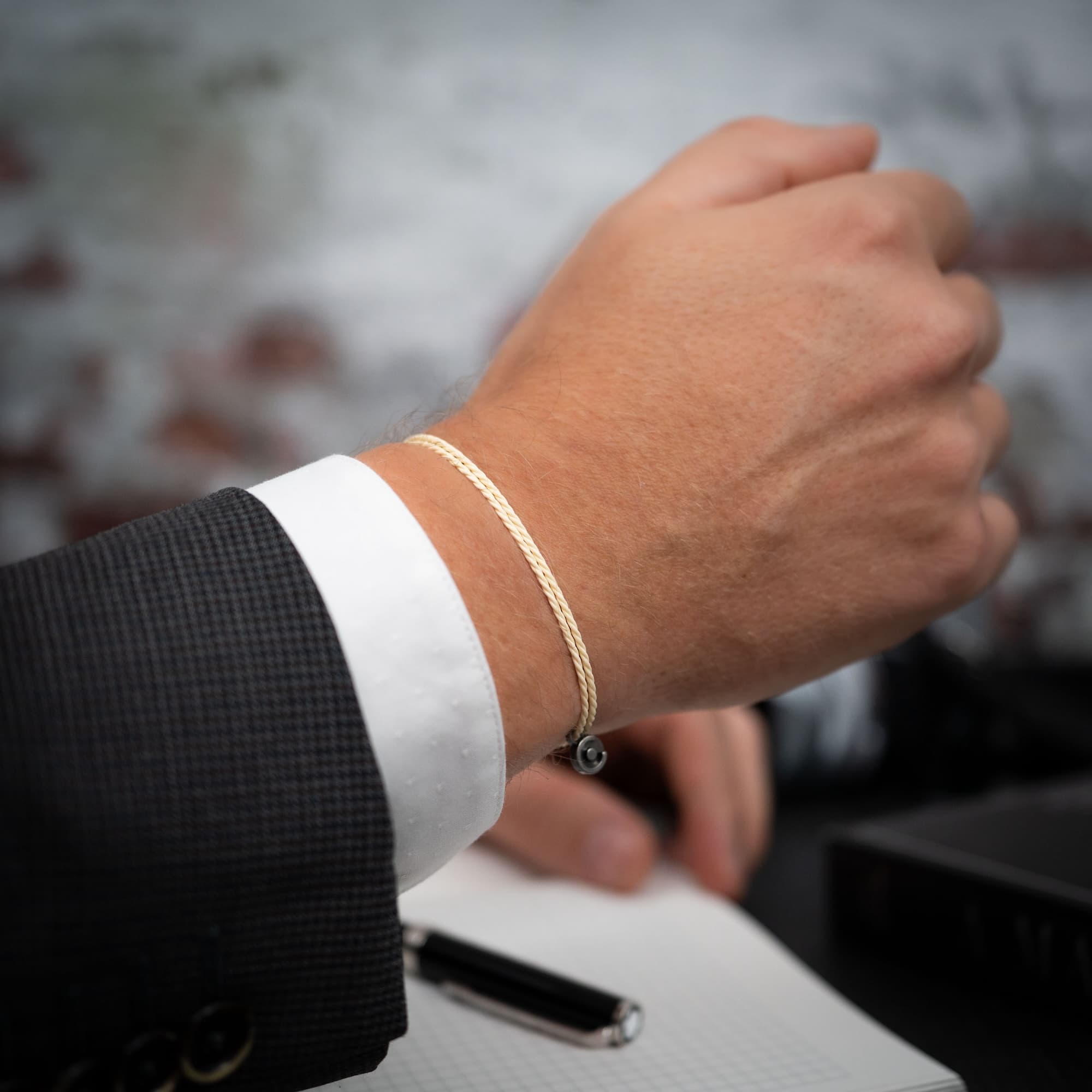 Off-white Essential bracelet