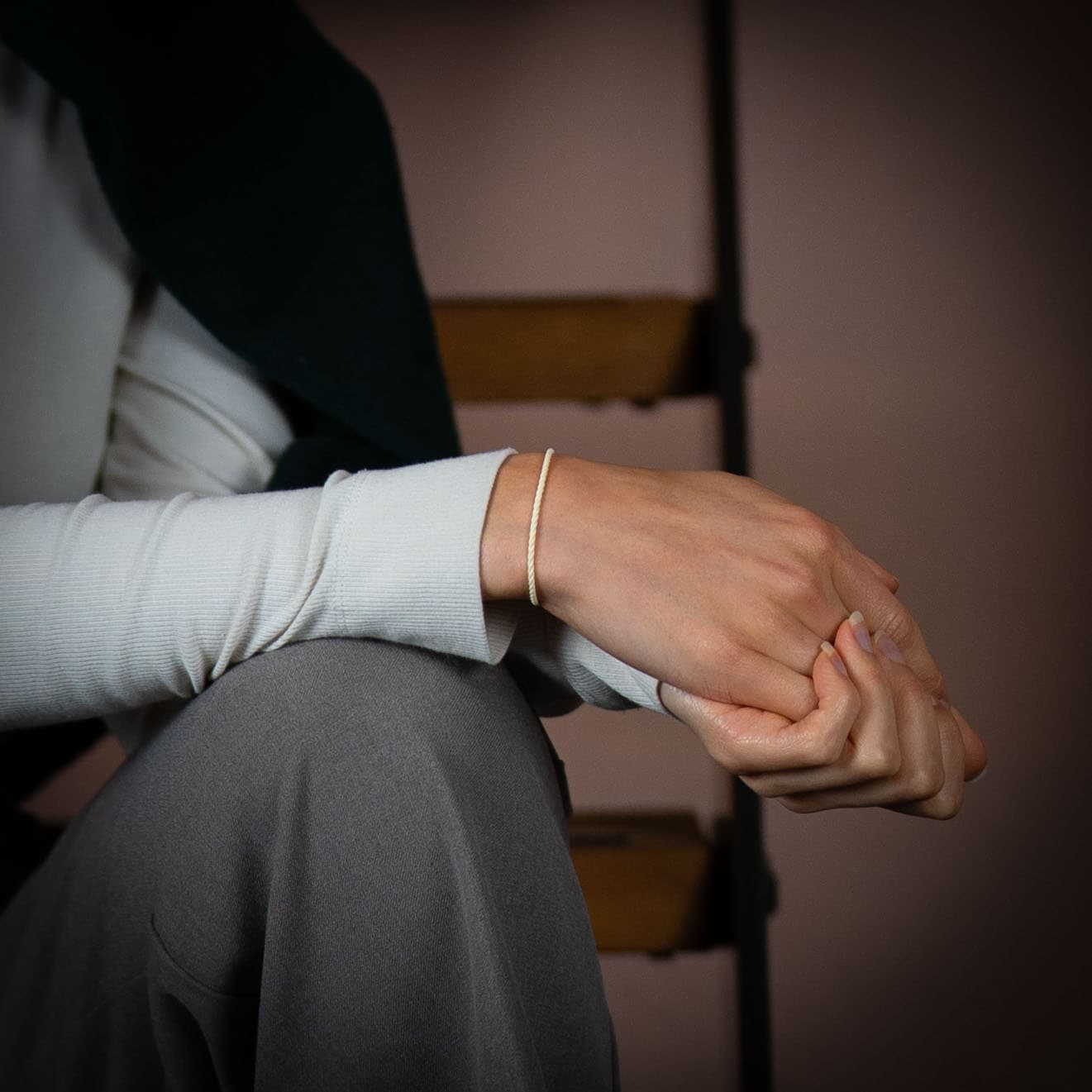 Off-white Twisted bracelet