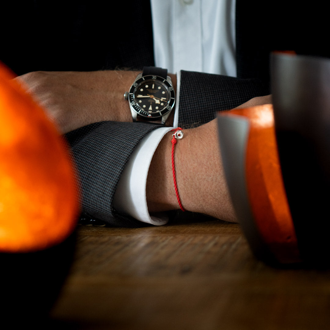 Geluksrode Twisted armband - 925S Zilver & Red Garnet