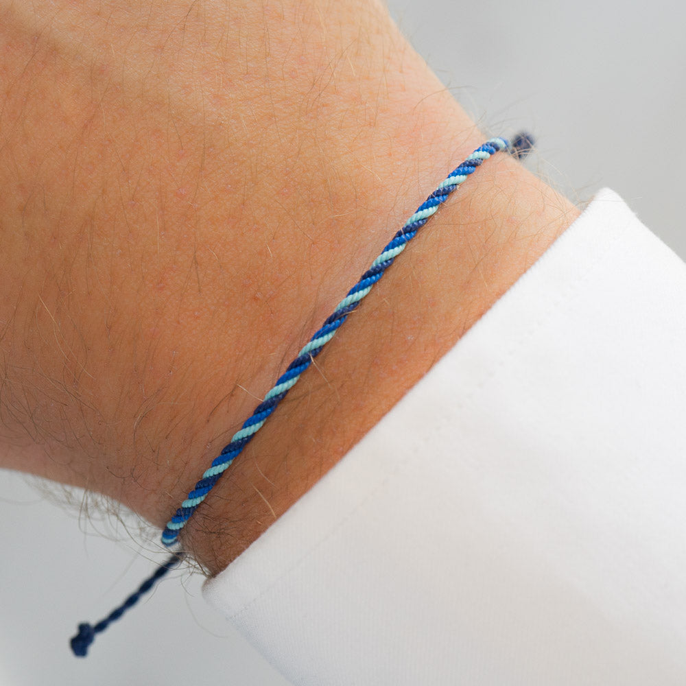 Blue Chip Twisted Armband